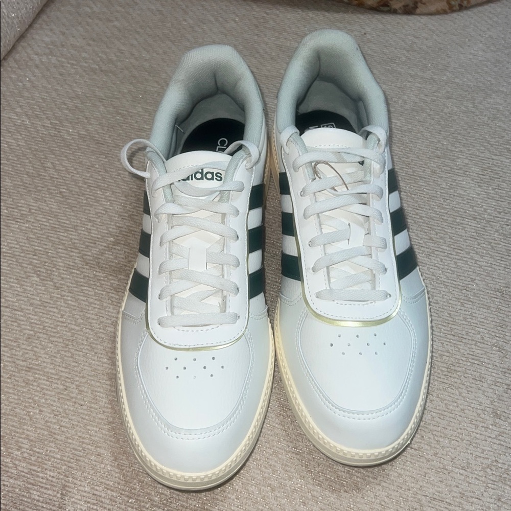 adidas Breaknet Sleek Sneaker - Picture 12 of 13
